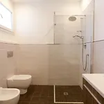 Elisabetta 4*