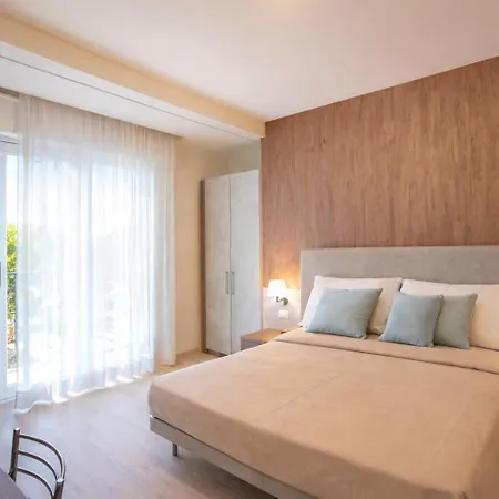 Elisabetta Aparthotel 4*