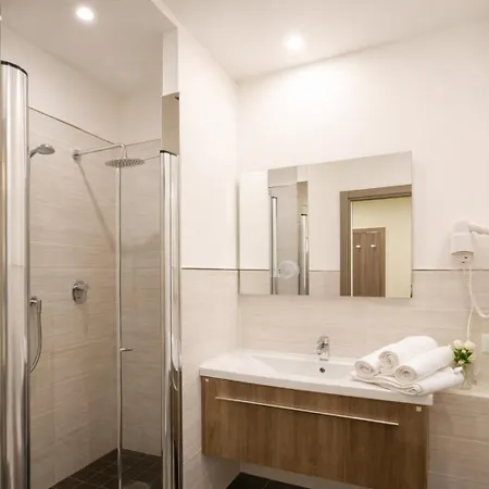 Elisabetta Apartahotel 4*