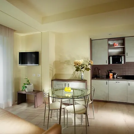 Elisabetta Aparthotel 4*