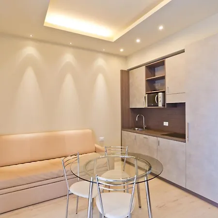 Elisabetta 4*
