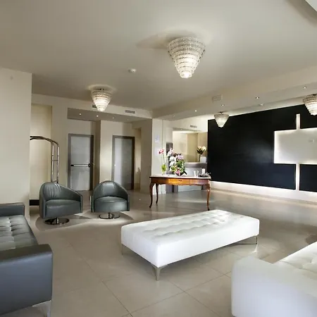 Apartahotel Elisabetta 4*